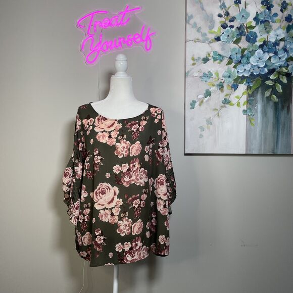 Belle Tweed Green Pink Rose Floral Blouse Ruffle Short Sleeve Top Plus Size 2X - Picture 1 of 9